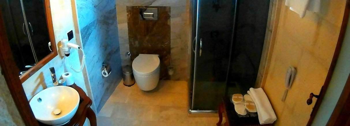 RECOMMENDED HOTEL - ARTEMIS CAVE SUITES