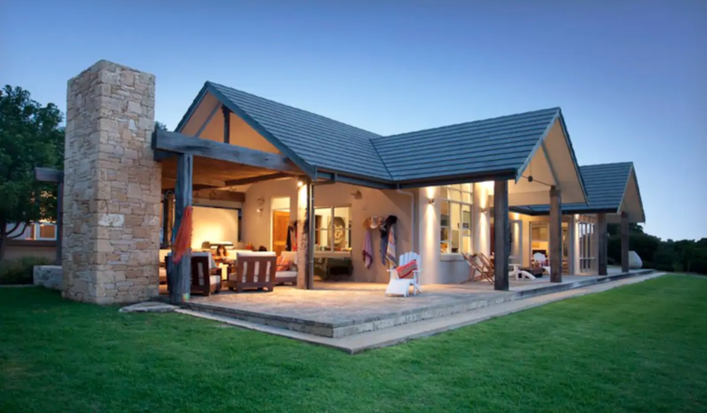 The 4 Best Airbnbs in Perth and Western Australia 4